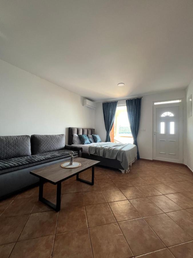 Azzure Apartment Ulcinj Exterior foto